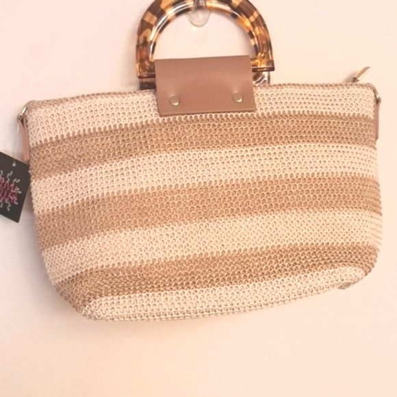 Olivia Miller Handbag - Picture 2 of 4